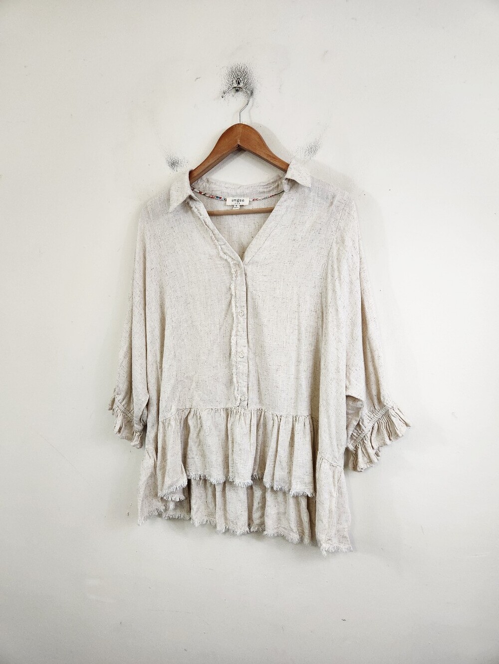Umgee Linen Blend Oversized Blouse - Picture 3 of 10